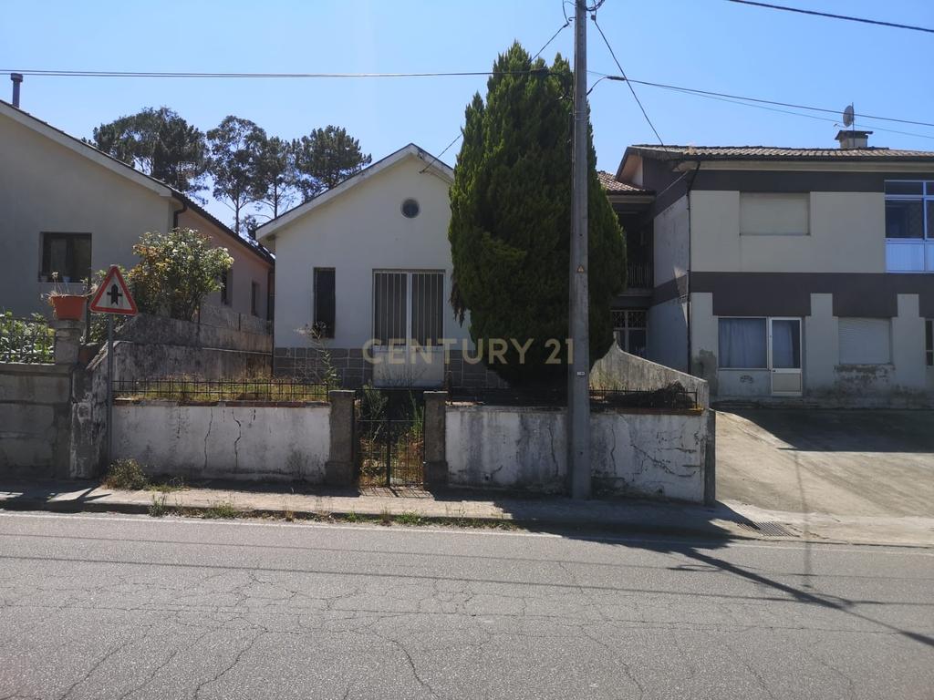 Edificio urbano, Casa para remodelação - Castelões, Penafiel - Image 12