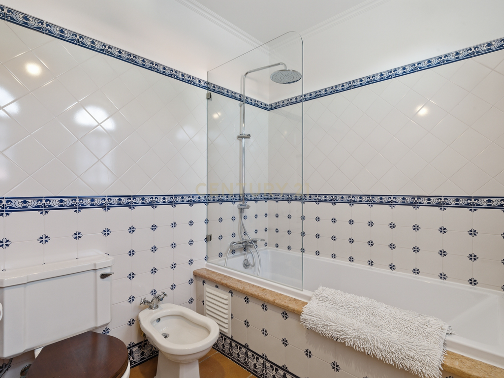 Moradia com 5 quartos e piscina, Gradil, Mafra - Image 27