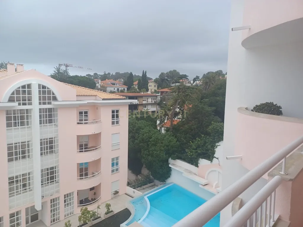Apartamento T3 em Cascais com Vista Mar - Image 25
