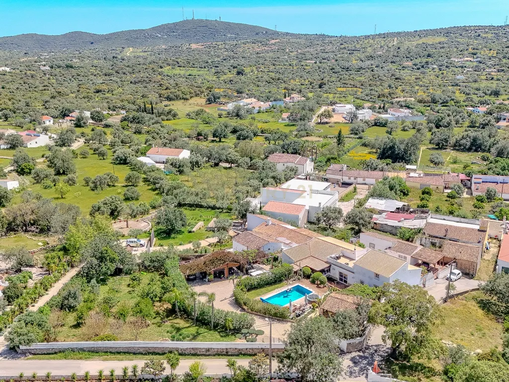 Moradia T6 | Vista Panorâmica | Piscina | Jardim | São Brás de Alportel - Image 76