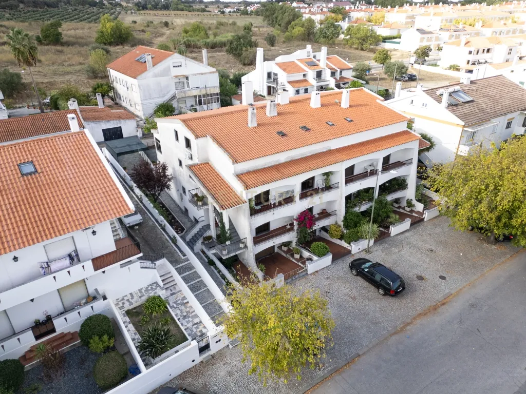 Há casas que se visitam… e há casas que se sentem. Esta é, sem dúvida, uma delas. - Image 45
