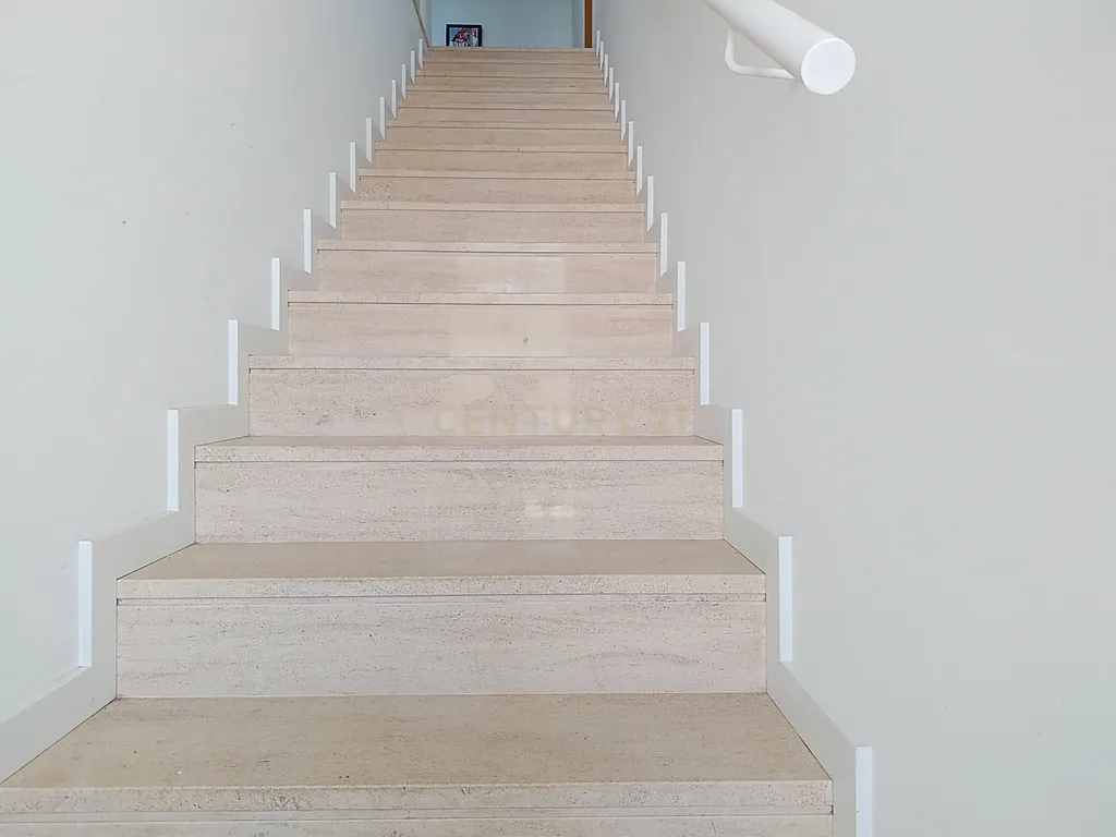 Apartamento revestido com capoto composto por 4 quartos com vistas para o mar em Viana do Castelo - Image 22