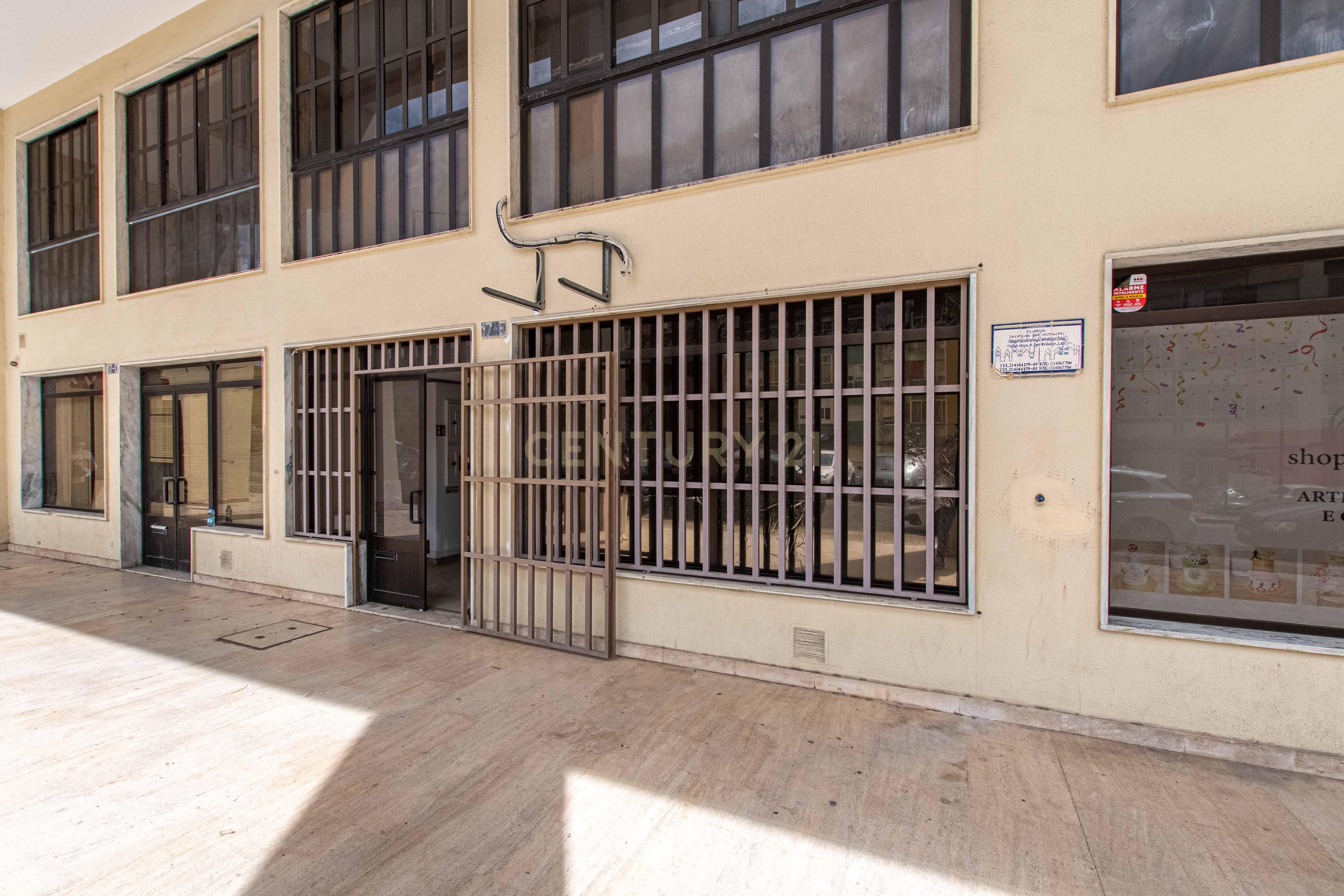 Fotografia 3 de Loja para Venda | Queluz | Excelente Oportunidade de Investimento