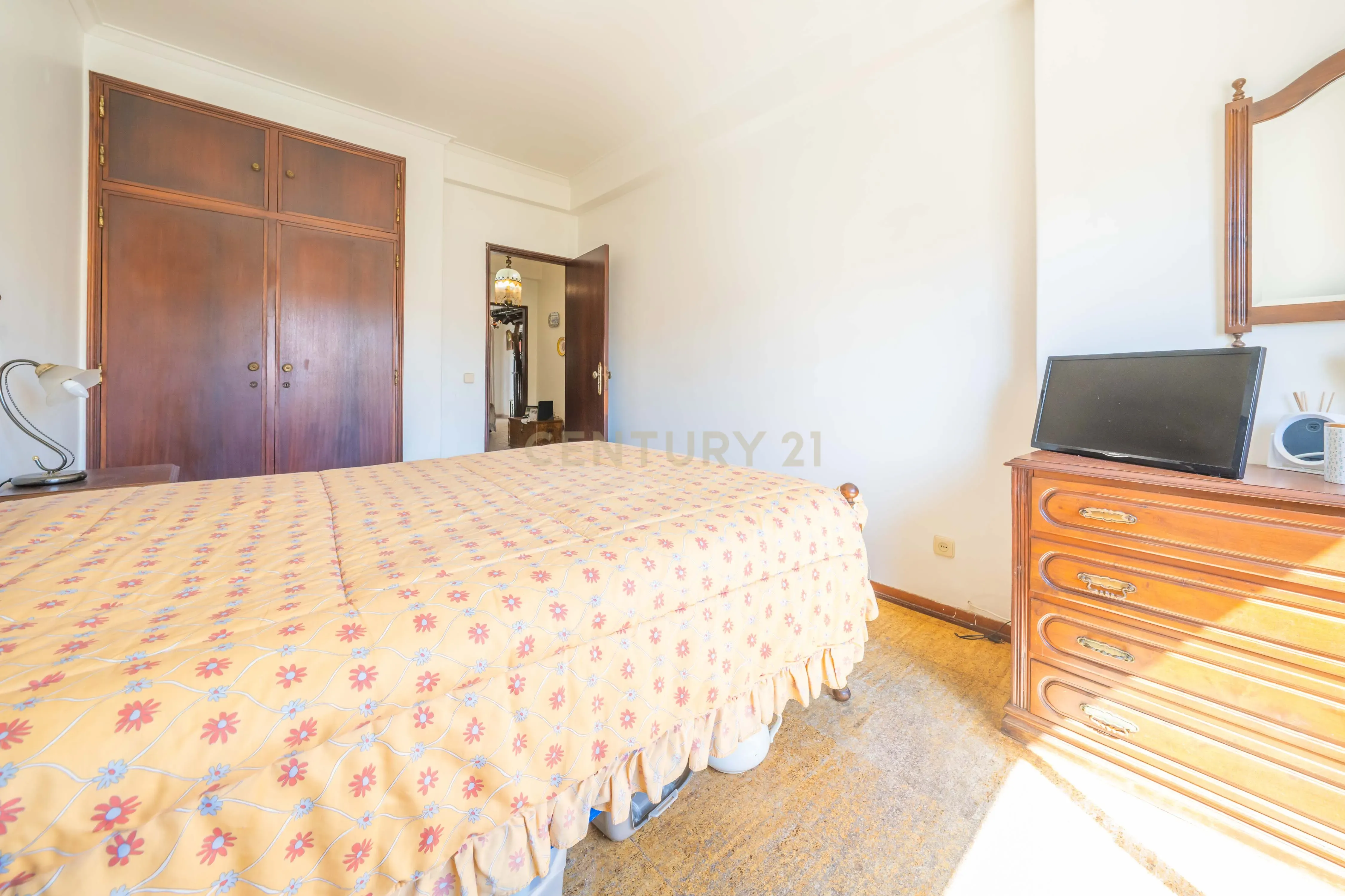 Apartamento T2, na Várzea, em Setúbal - Image 12