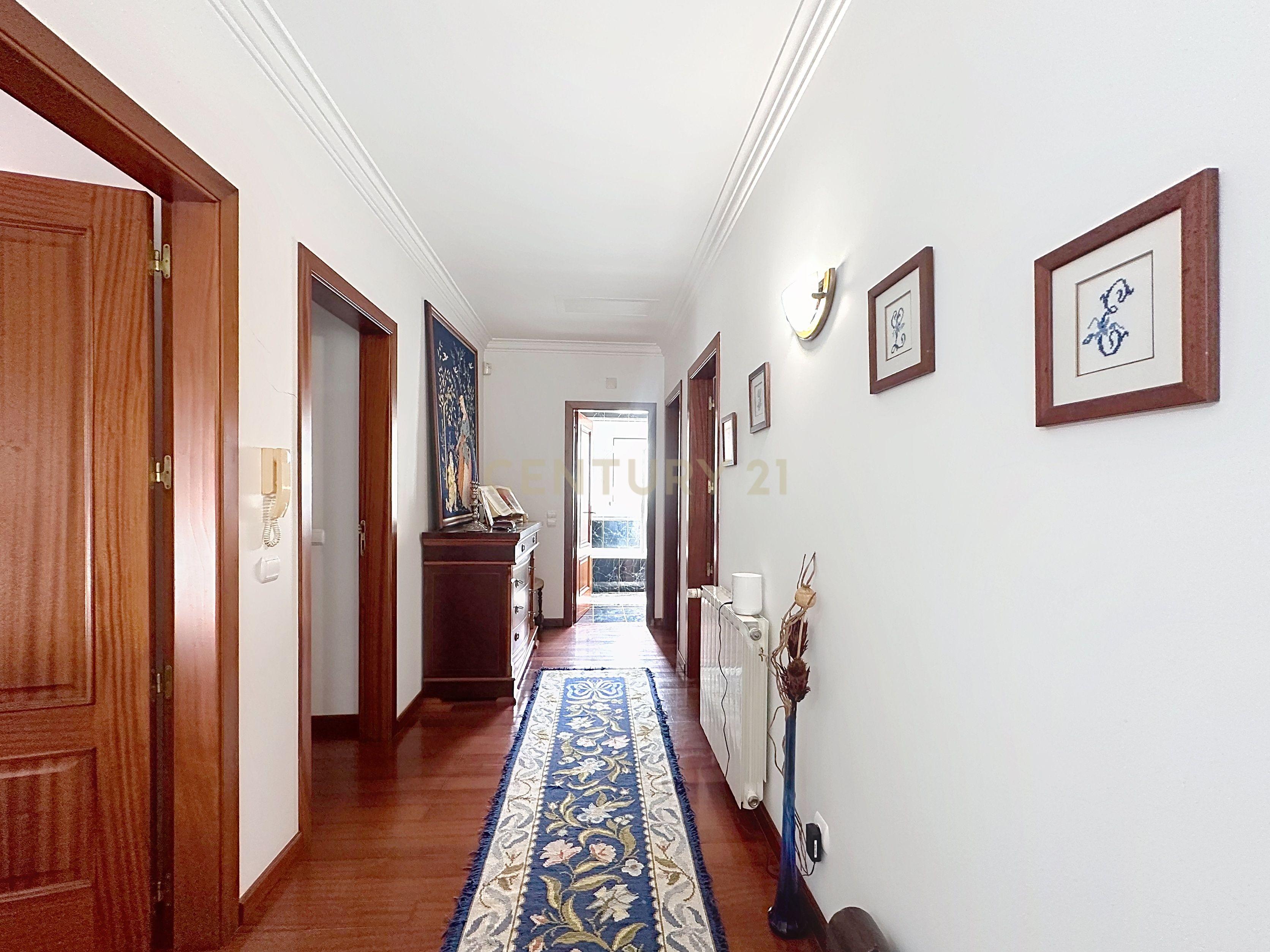 Fotografia 8 de MORADIA T5 | CARVALHAIS, COIMBRA