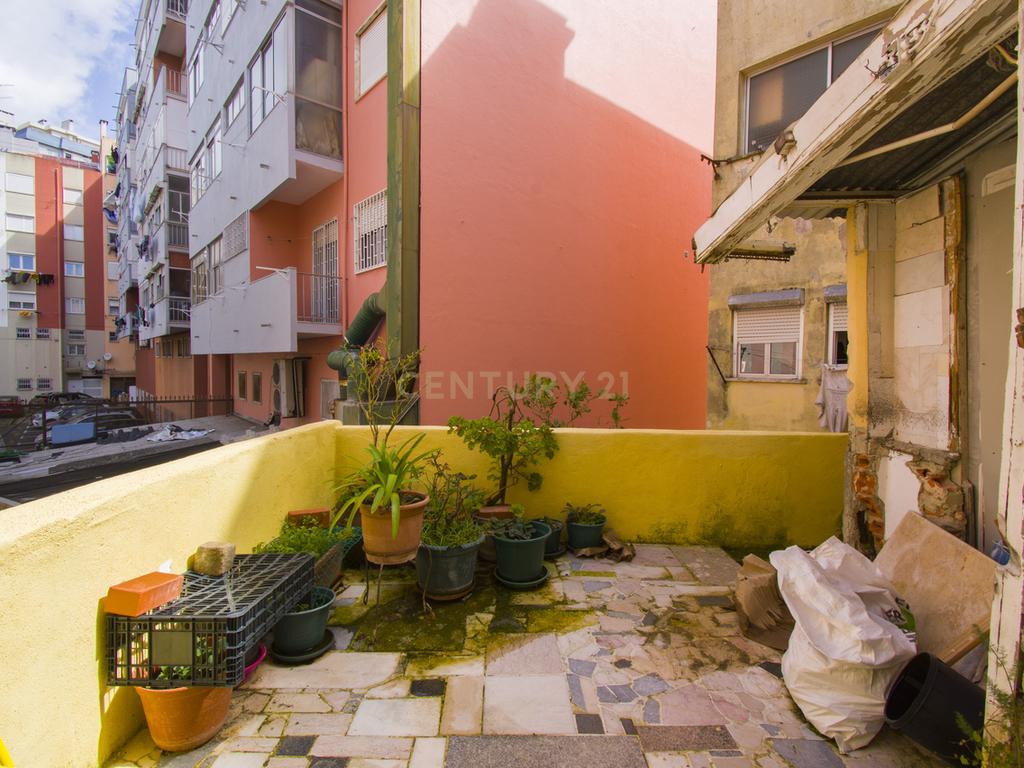 Apartamento T3 na Amadora - Image 23