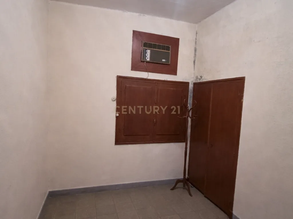Edifício exclusivo com grande potencial numa das melhores zonas de Trujillo - Image 84