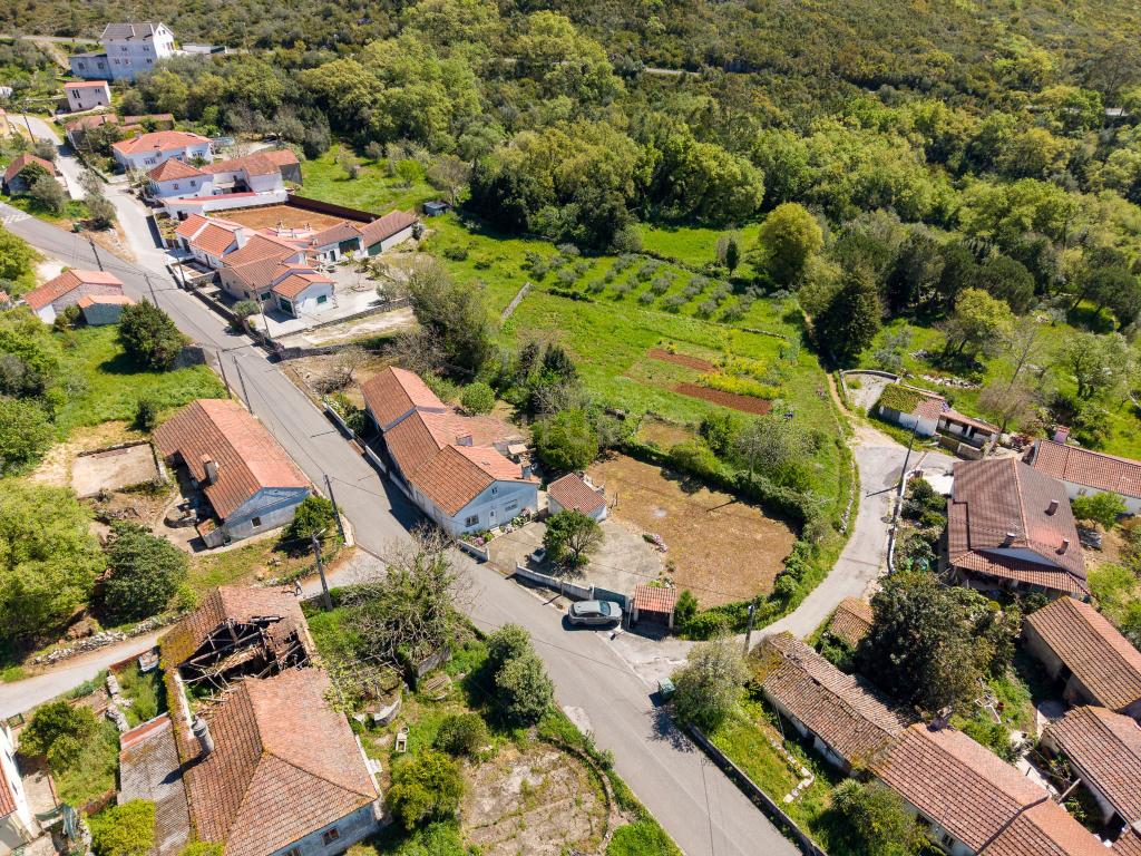 MORADIA T4 ALVADOS - Image 5