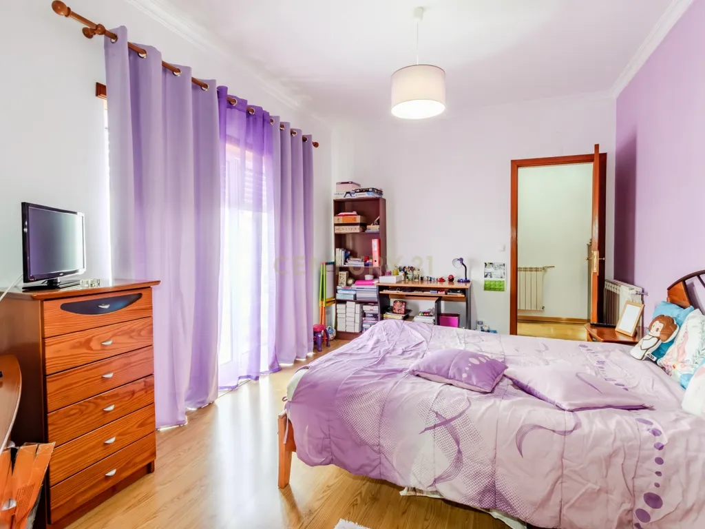 Apartamento T2, Centro da Marinha Grande - Image 21
