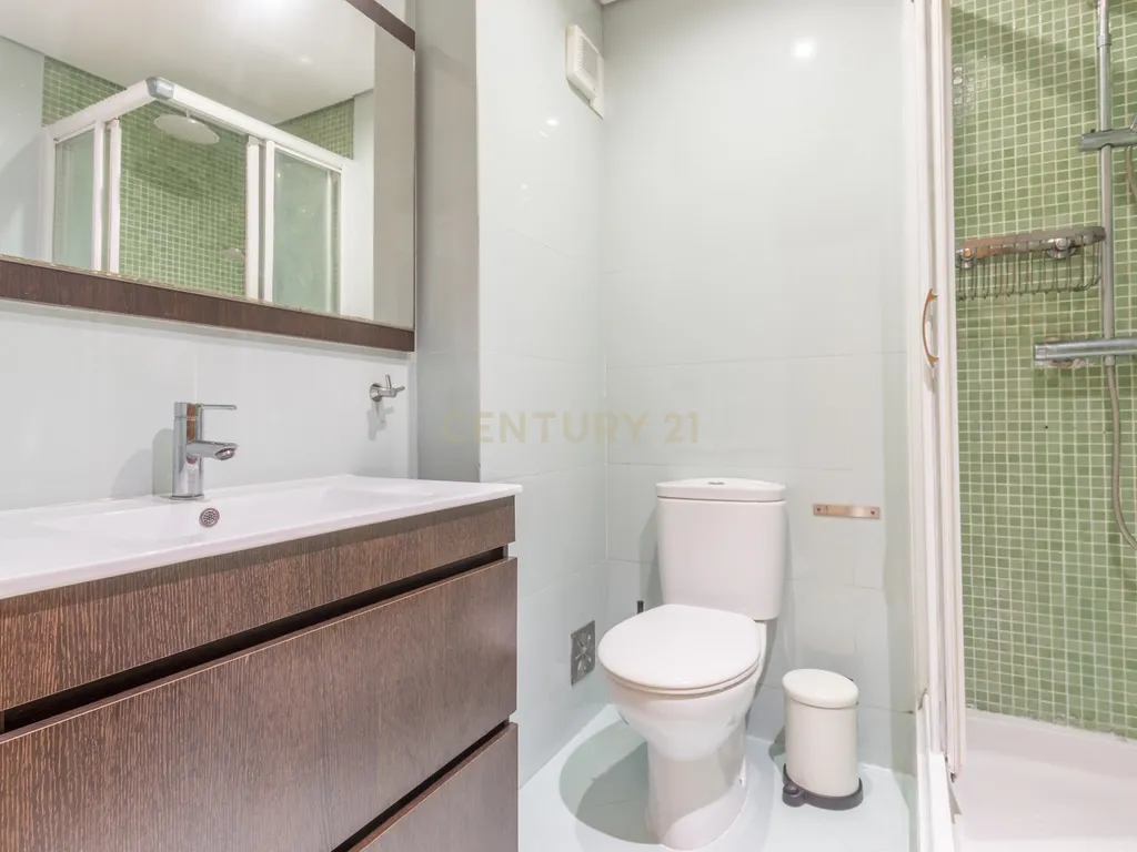 Apartamento T3 | Palhais – Barreiro | R/C – 145m2 - Image 25