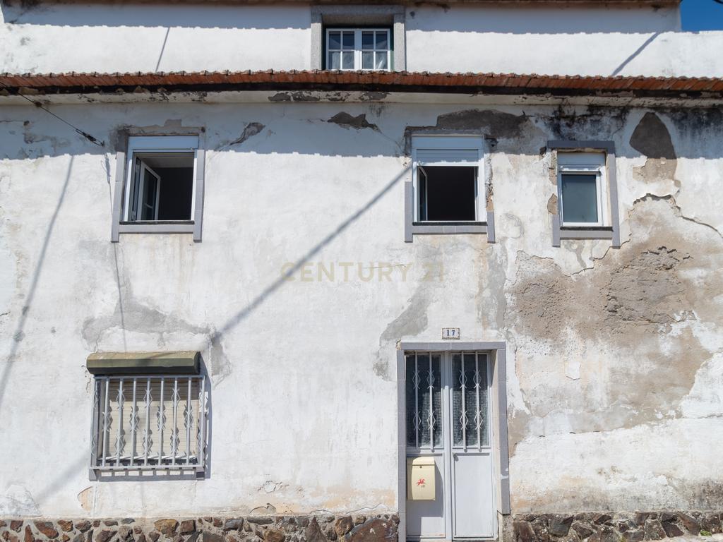 Moradia com 3 quartos em Castanheira de Pêra - Tranquilidade e Conforto - Image 18