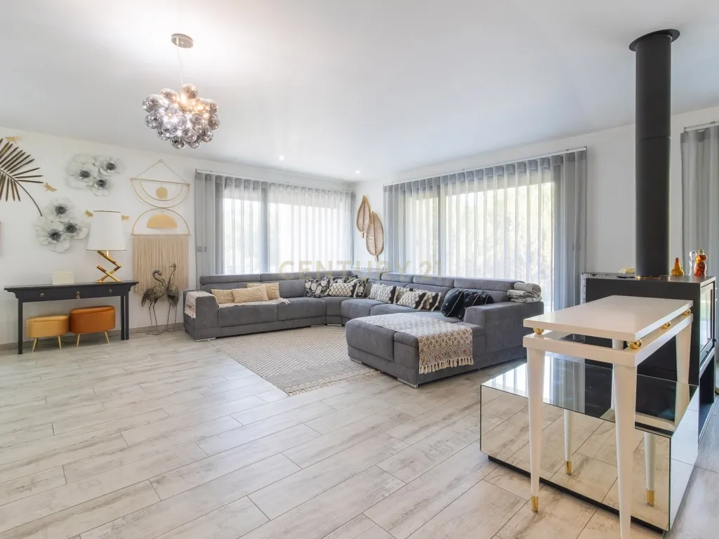 Luxuosa Moradia T3+1 | Pombal | - Image 6
