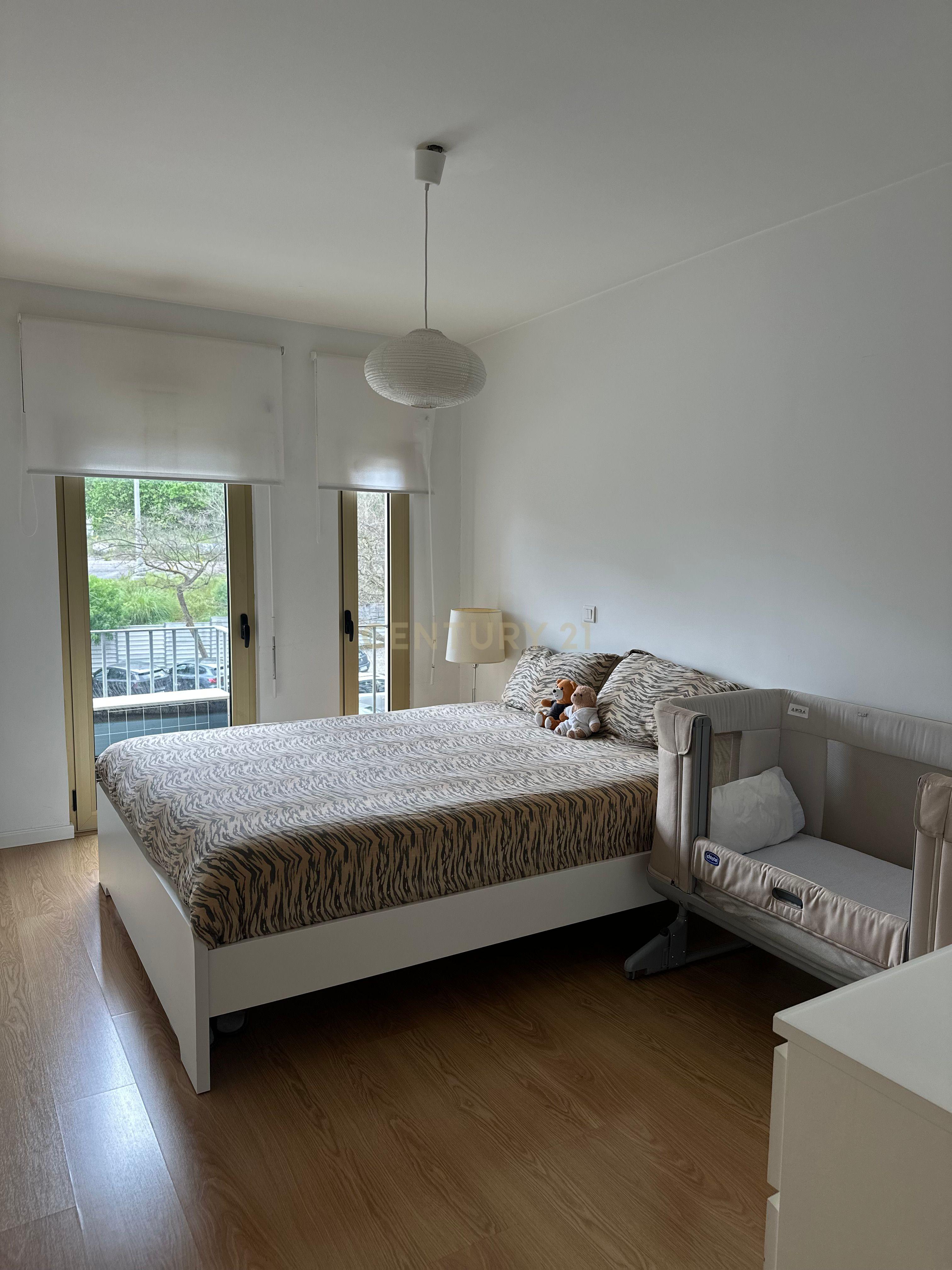 Apartamento T2 com 118m2 para venda nas Avenidas Novas com uma excelente localização proximo da estação de Entrecampos e da Cidade Universitária. - Image 31