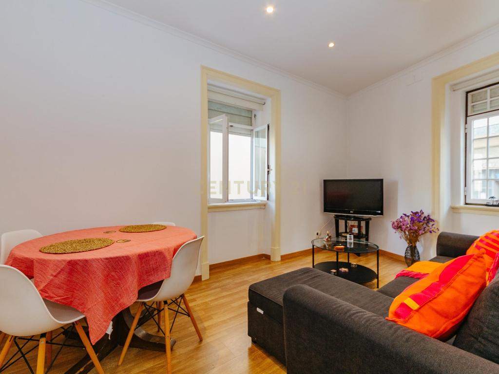 Apartamento T2 em Bairro dos Actores, Areeiro, Lisboa - Image 2