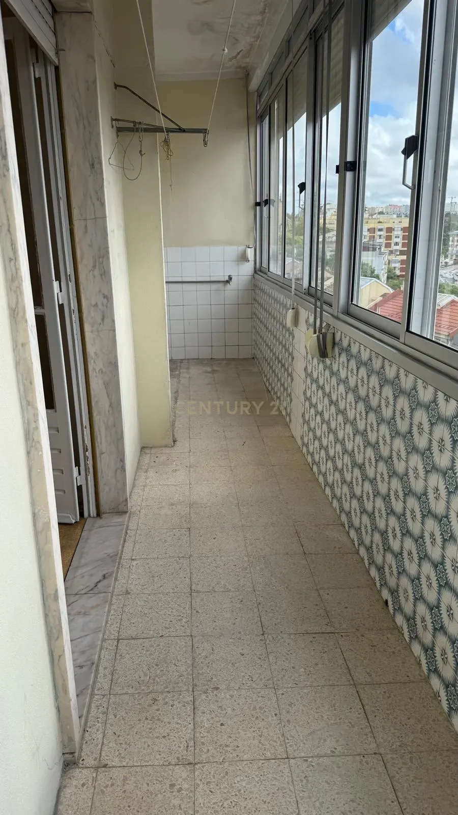 T2 Ameixoeira, para remodelação - Image 7