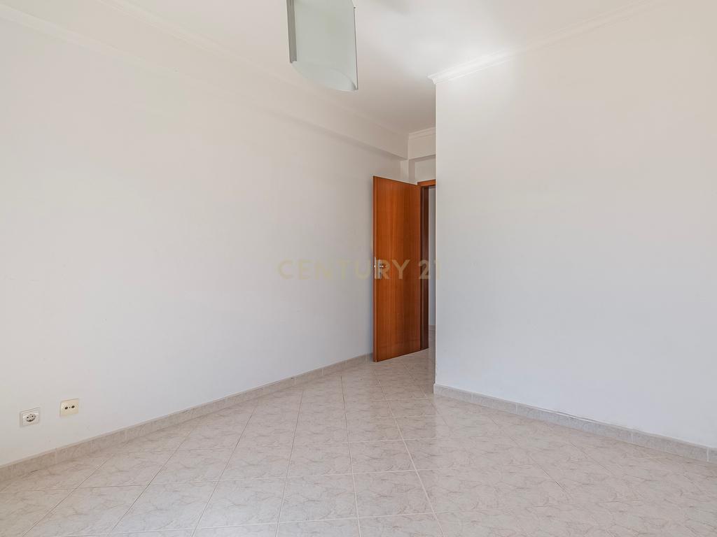 Apartamento T4 em São Gonçalo de Lagos, Faro - 285.000€ - Image 11