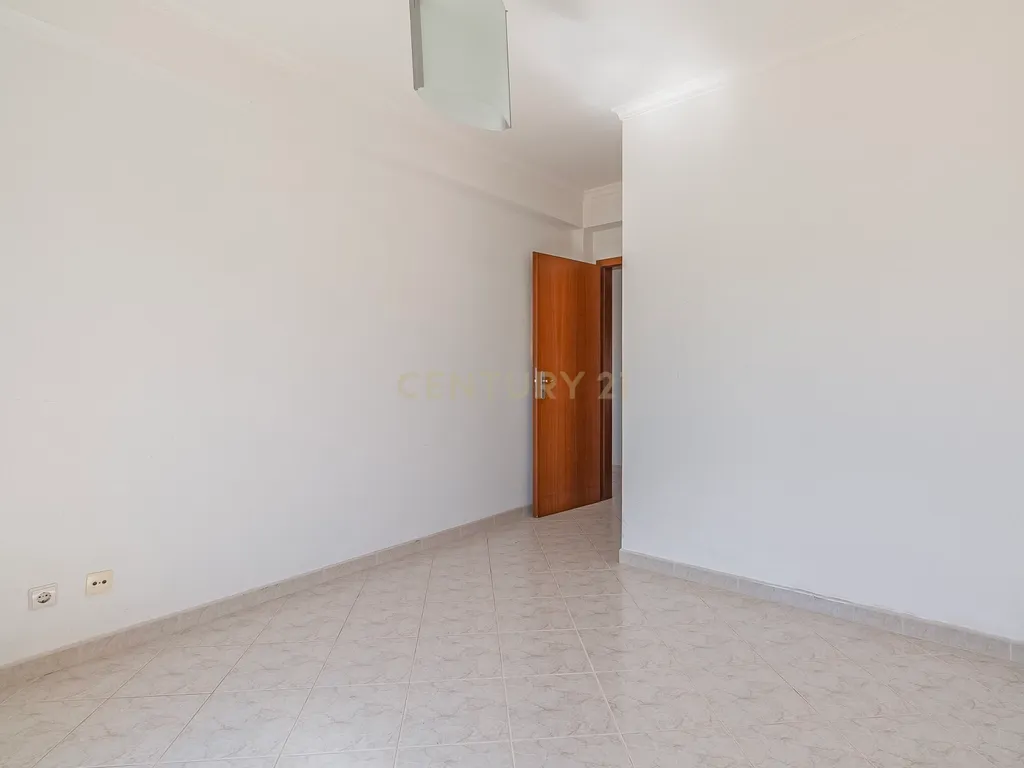 Apartamento T4 em São Gonçalo de Lagos, Faro - 285.000€ - Image 11
