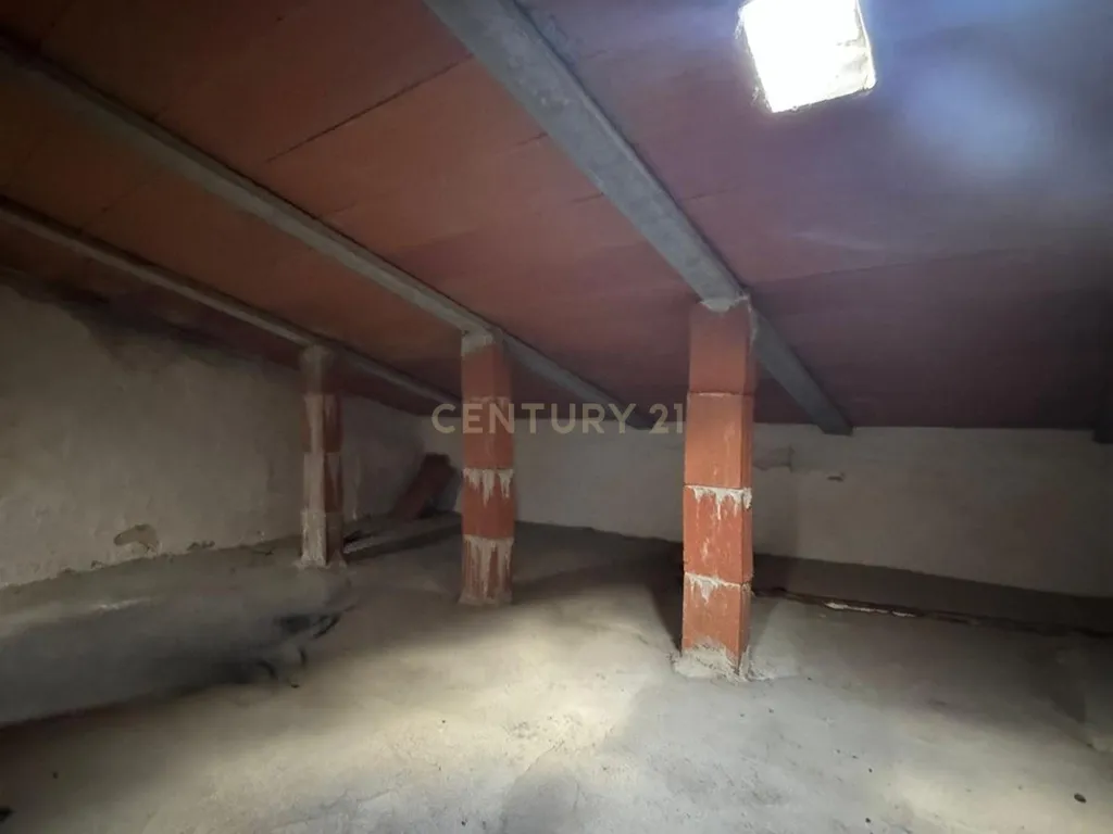 Casa para Recuperar em Campo Maior - Image 8
