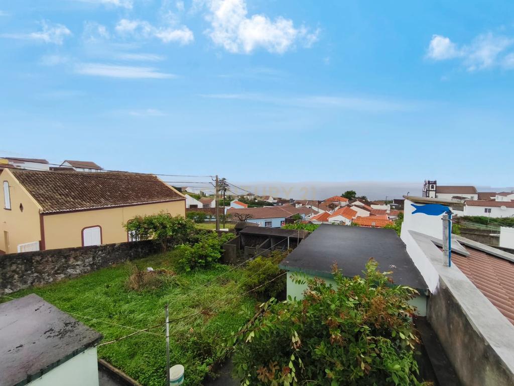 Casa T3 em Achadinha, Nordeste - Oportunidade Única! - Image 29