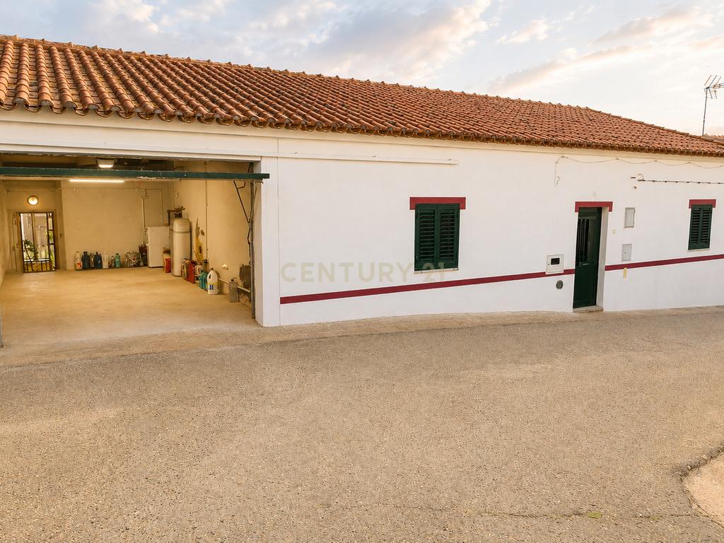 Moradia T3 em Vale de Vargo, Serpa - Image 1