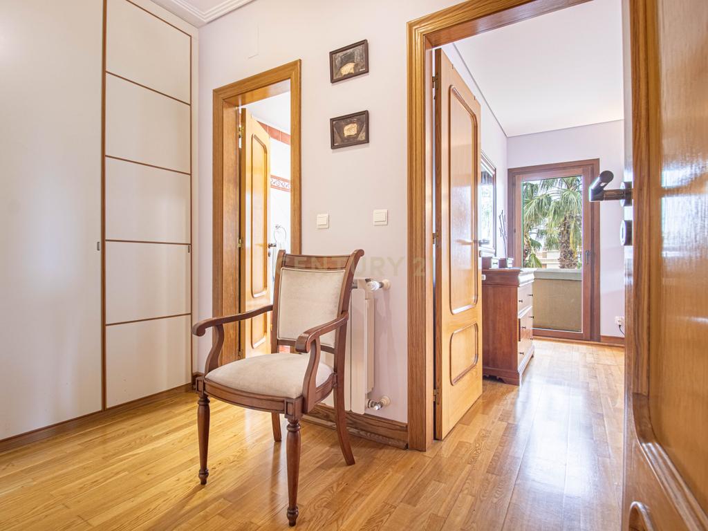 Apartamento T4 no Real Forte c/ 2 Box - Image 21