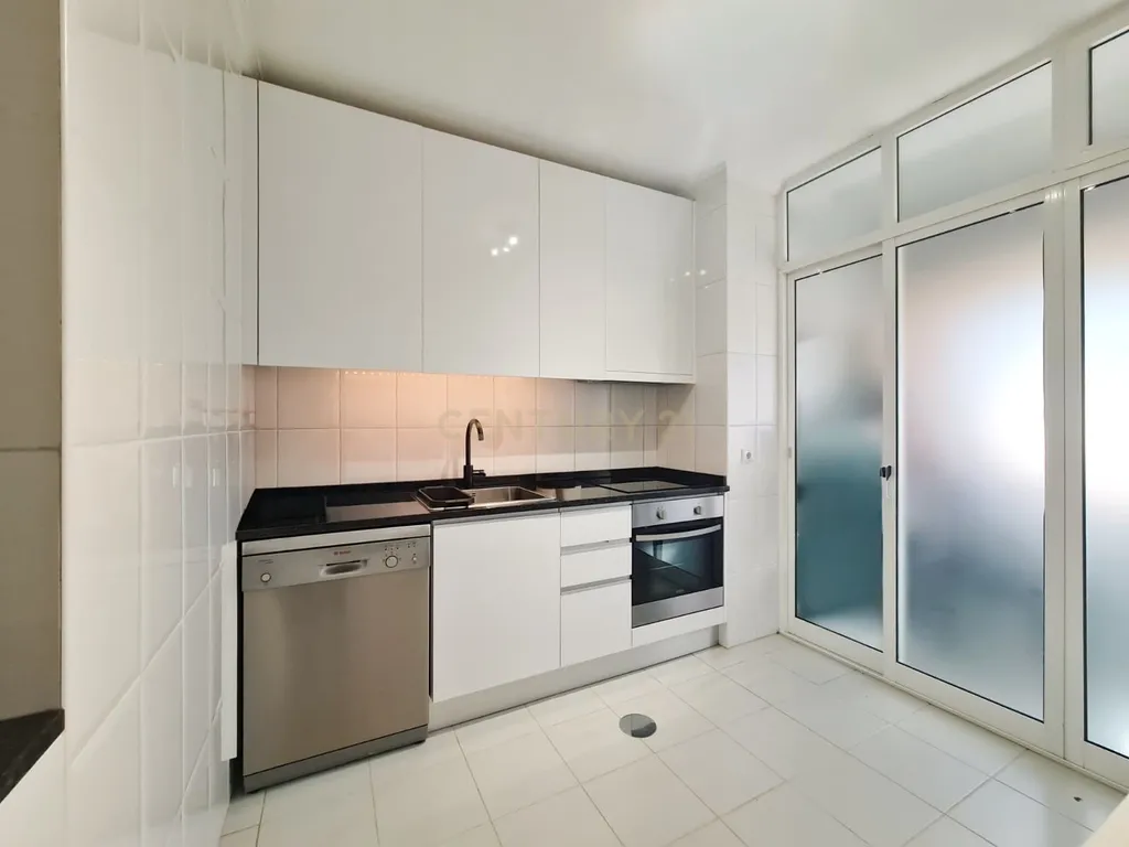🏡 APARTAMENTO T3 C/ 4 VARANDAS JUNTO À ESCOLA SECUNDÁRIA DANIEL FARIA – BALTAR 📍📢 - Image 5