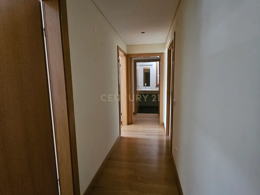 Apartamento T4 Santo André - Barreiro - Image 19