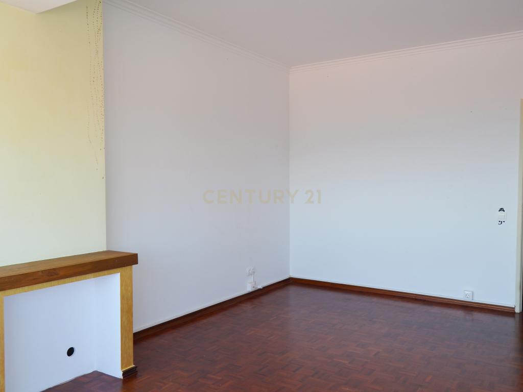 ✨ Apartamento T3* com Vista Mar e Rio em Oeiras ✨ - Image 8
