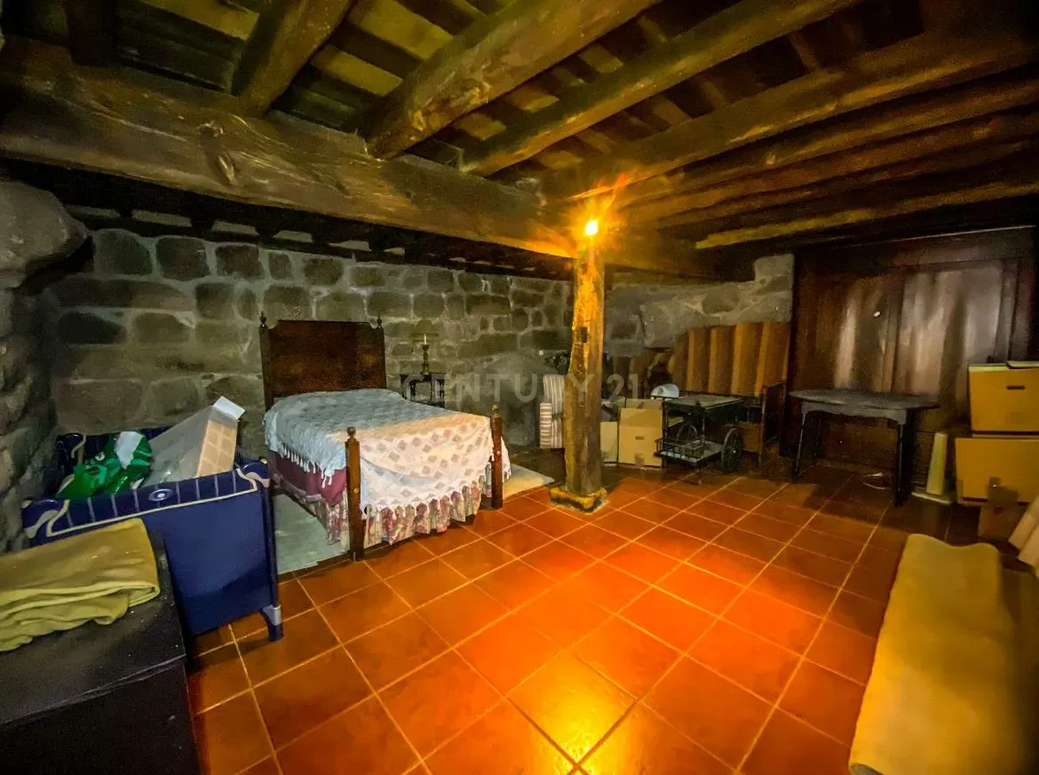 Sumptuosa e ancestral moradia para habitação particular ou turismo de habitação, com onze quartos, no centro de Oliveira do Conde, Carregal do Sal - Image 49