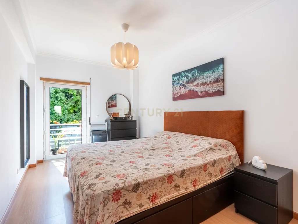 T3 com suite, lareira e BOX PRIVATIVA DE 41 m² | Quinta da Flamenga – Vialonga - Image 9