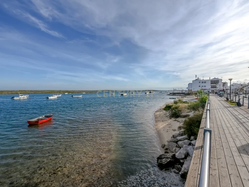 Apartamento T2 com Terraço em Cabanas de Tavira - Image 24