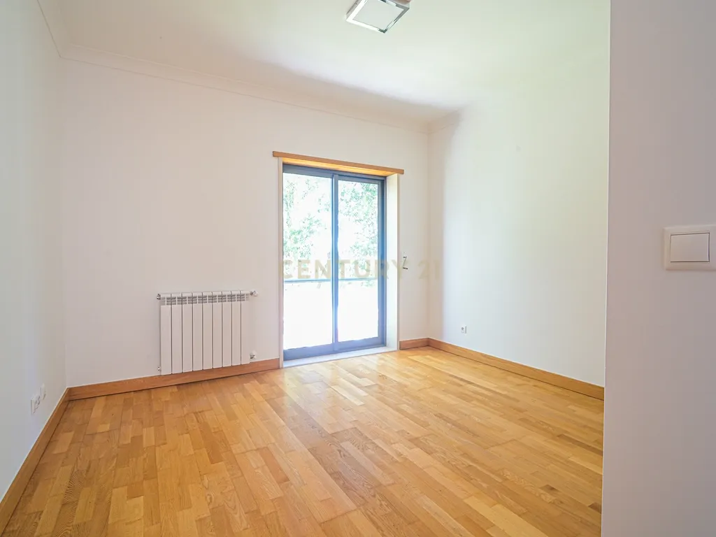 Moradia em Banda T4 no Empreendimento Oeiras Golfe Residence - Image 39