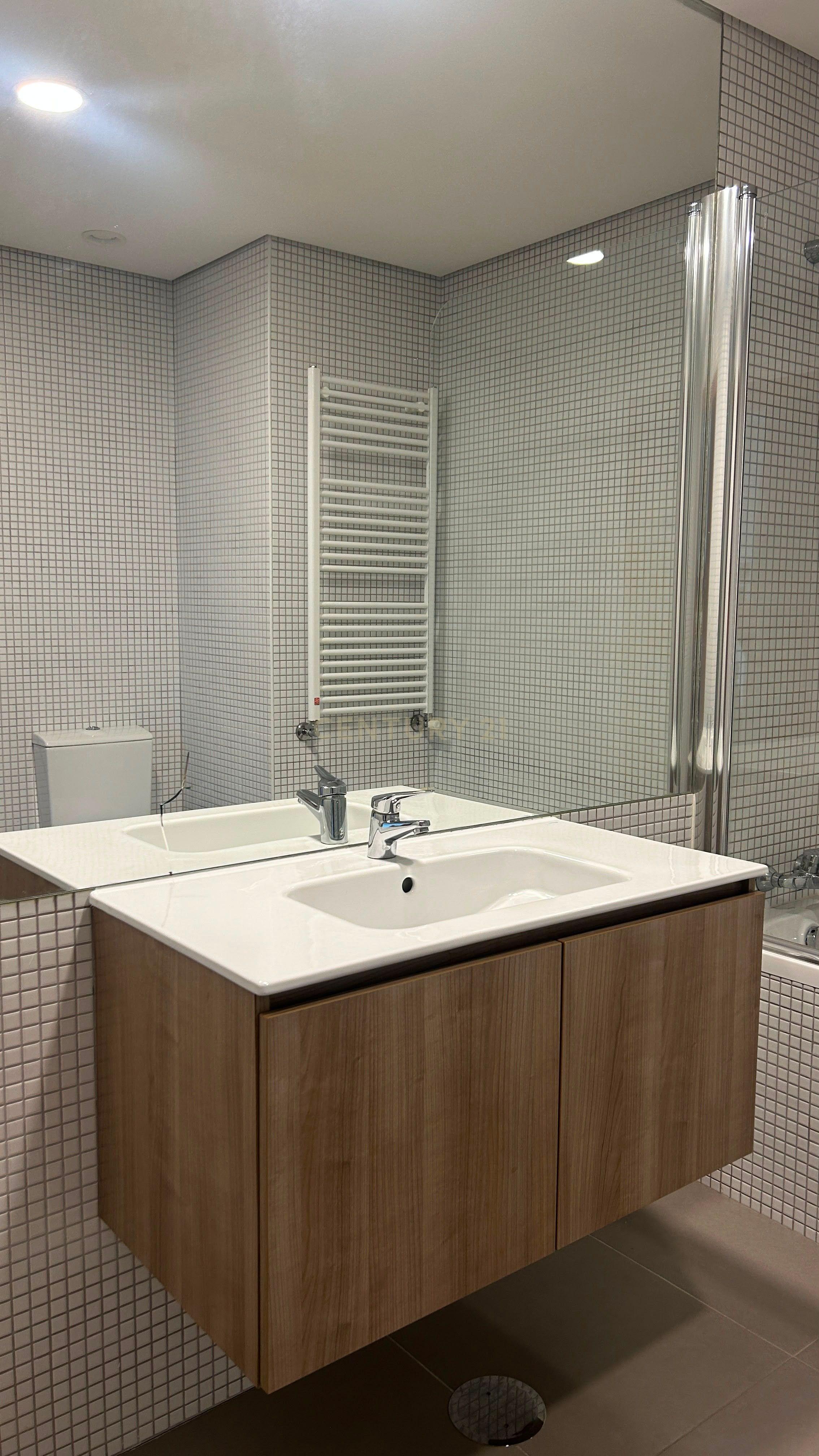Fotografia 6 de Apartamento T1 para arrendamento - Hospital S. João