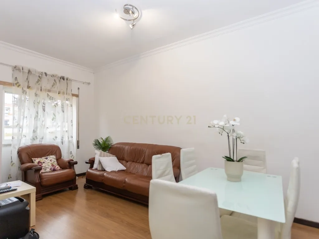Apartamento T2 em Baixa da Banheira - Image 2