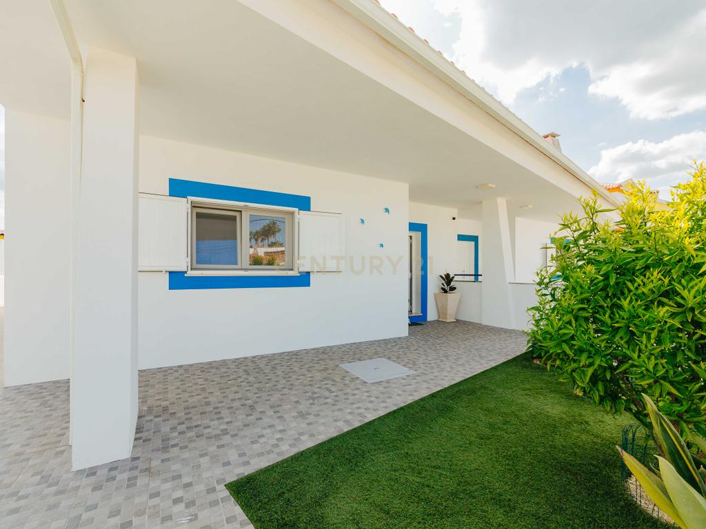 Moradia Térrea com garagem, lote 340m2 - Penteado, Moita - Image 3