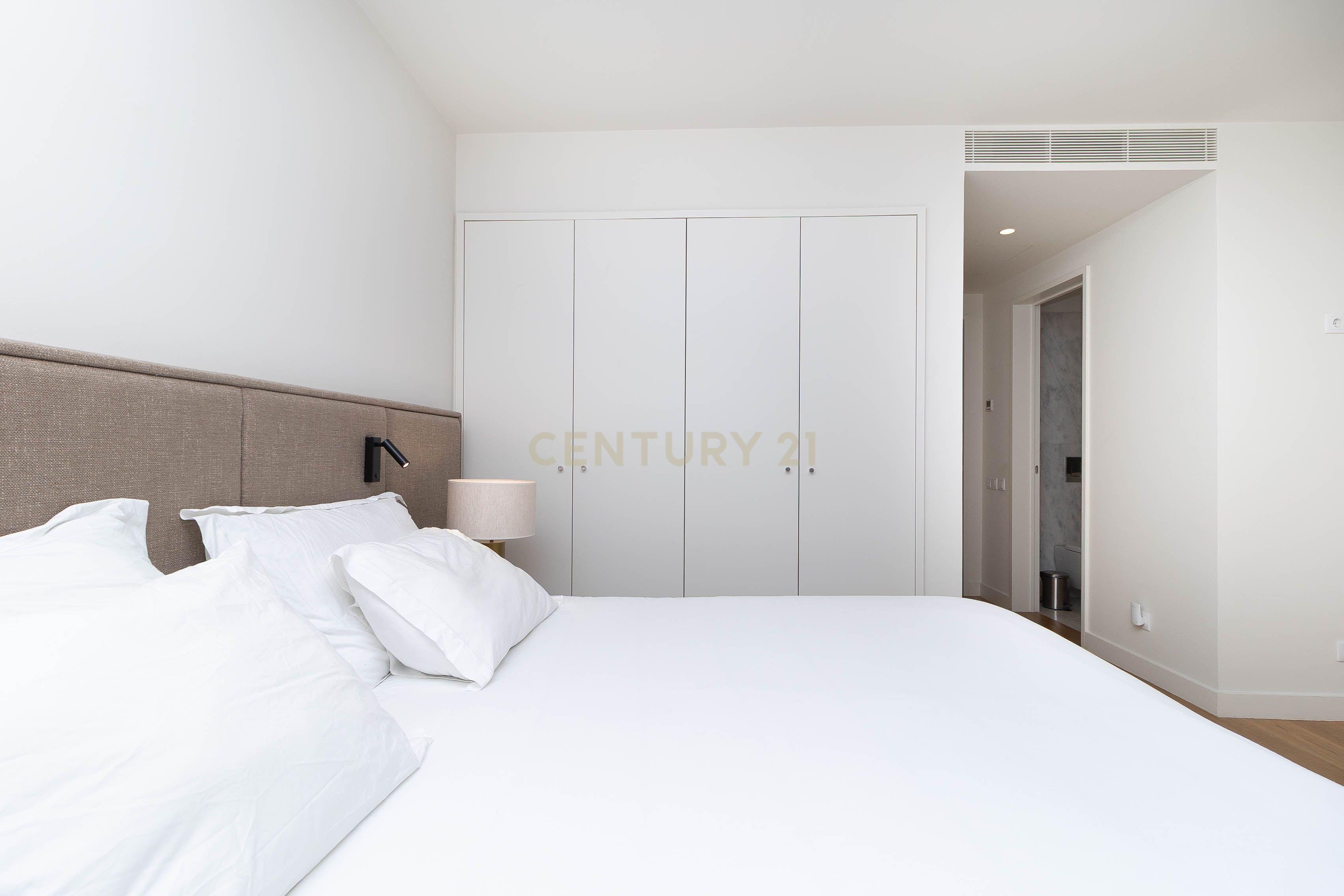 Apartamento T2  de Luxo - Quinta da Marinha – Cascais  - Image 17