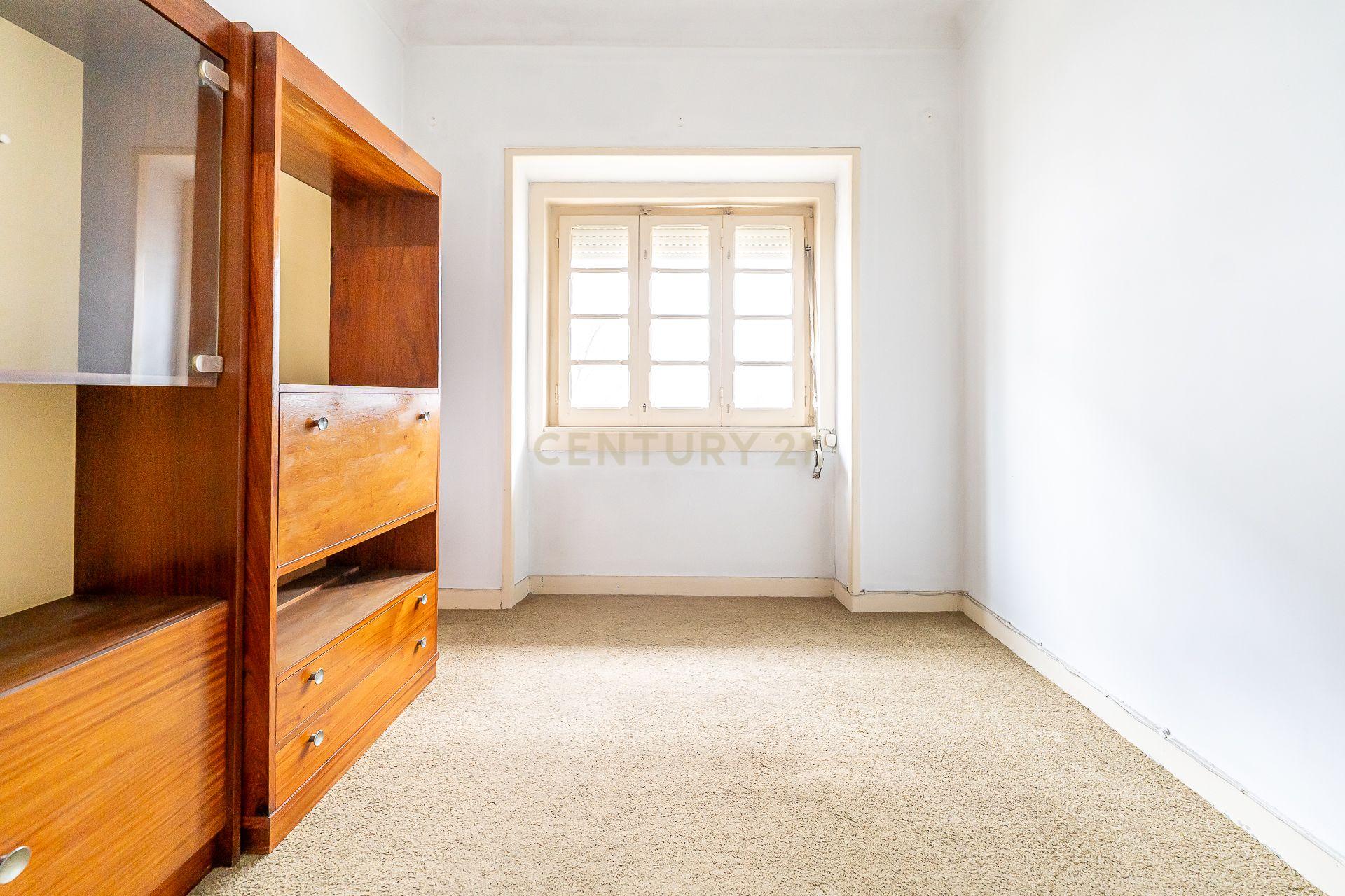 Fotografia 5 de Prédio em Almada | Excelente Oportunidade de Investimento