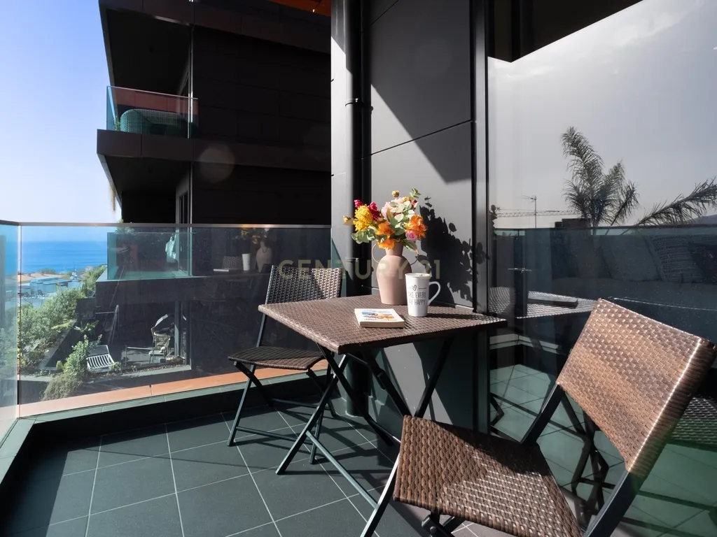 Apartamento T2 Funchal - Escolha certa entre viver ou investir! - Image 19