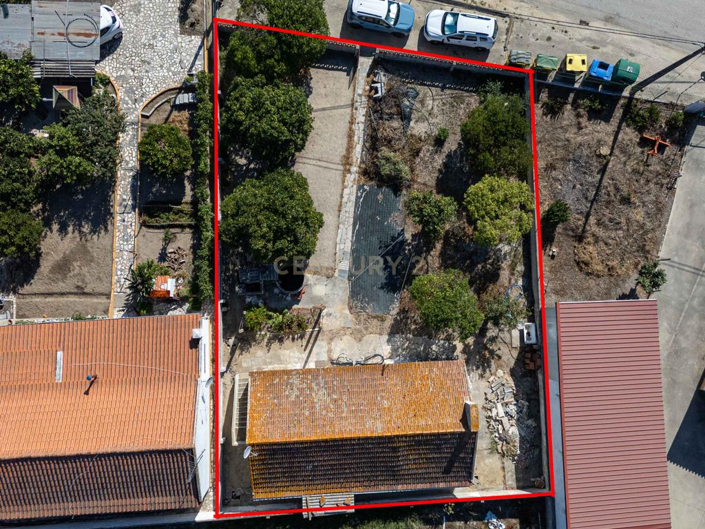 Moradia T2 parcialmente remodelada em Pegões. - Image 23