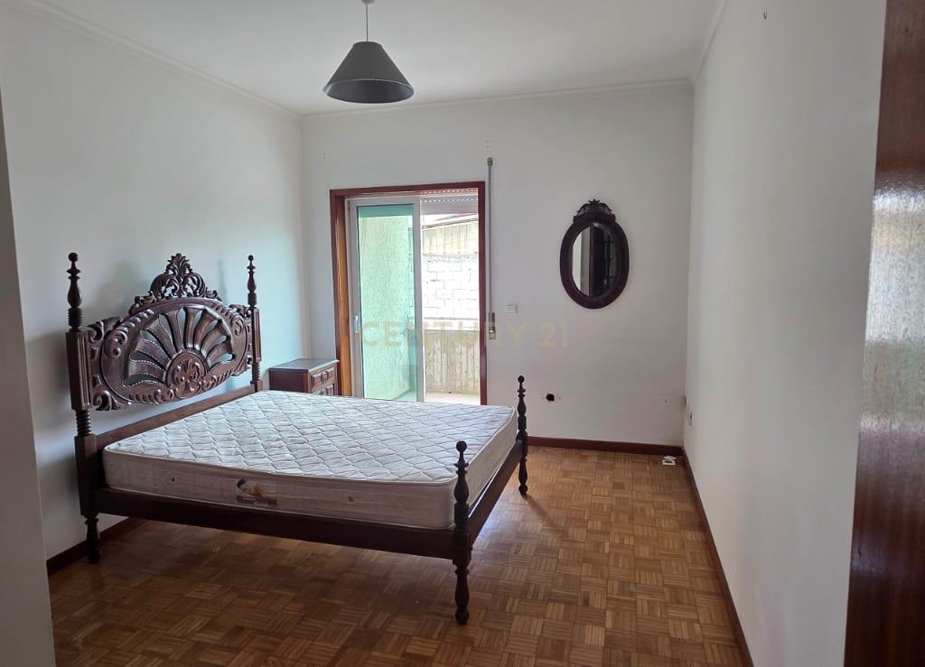 Apartamento T2 Alpendorada - Marco de Canaveses - Image 21