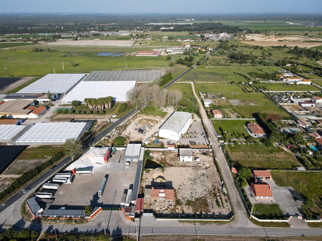 Moradia/Armazém em lote de 10280m2 em Alcochete - Image 72