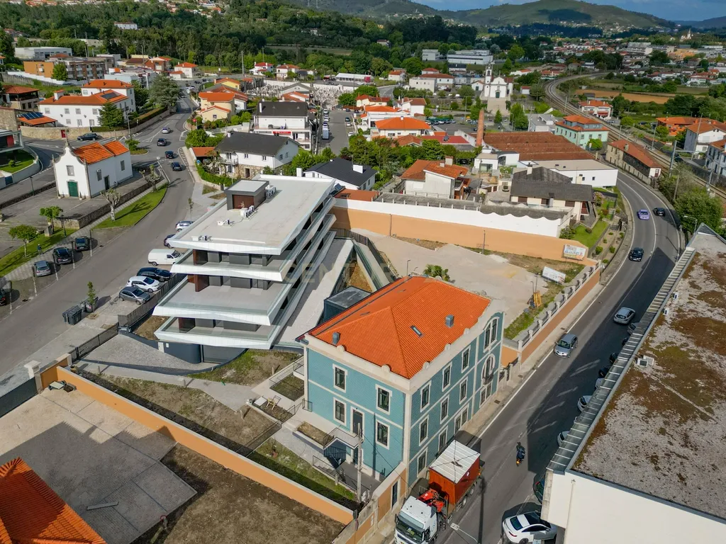 Oportunidade em Barroselas: Duplex Novo a 3 min. da Estação de Comboio - Image 6