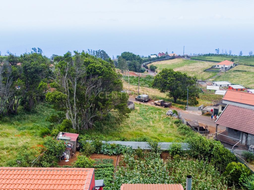Moradia T1 proveniente de armazém agrícola habitável - Image 26