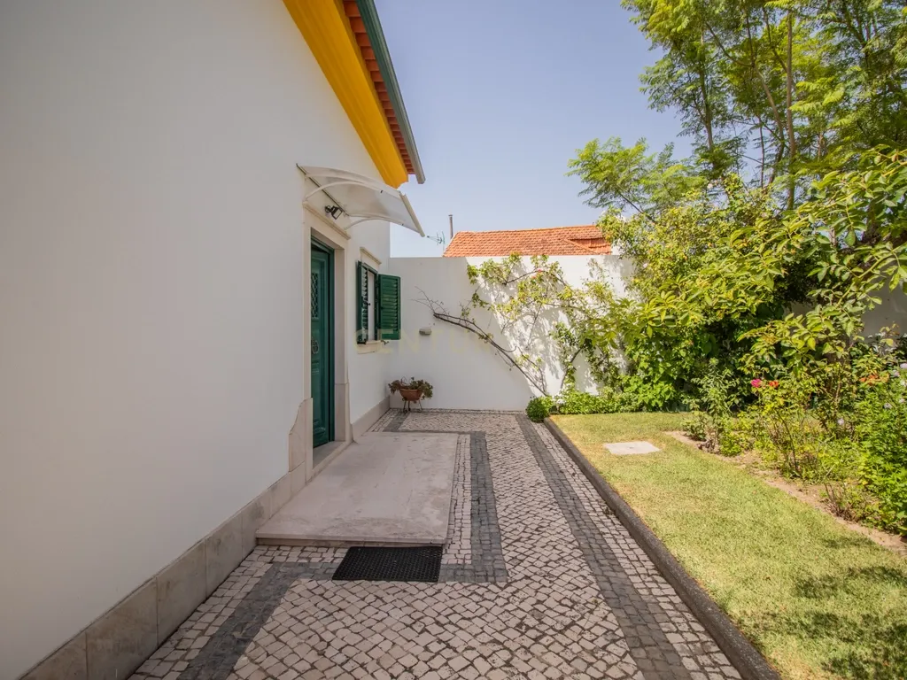 Moradia térrea T3+T0 com piscina, garagem e terreno com 2.257 m², no Ervedal, em Quiaios - Image 6