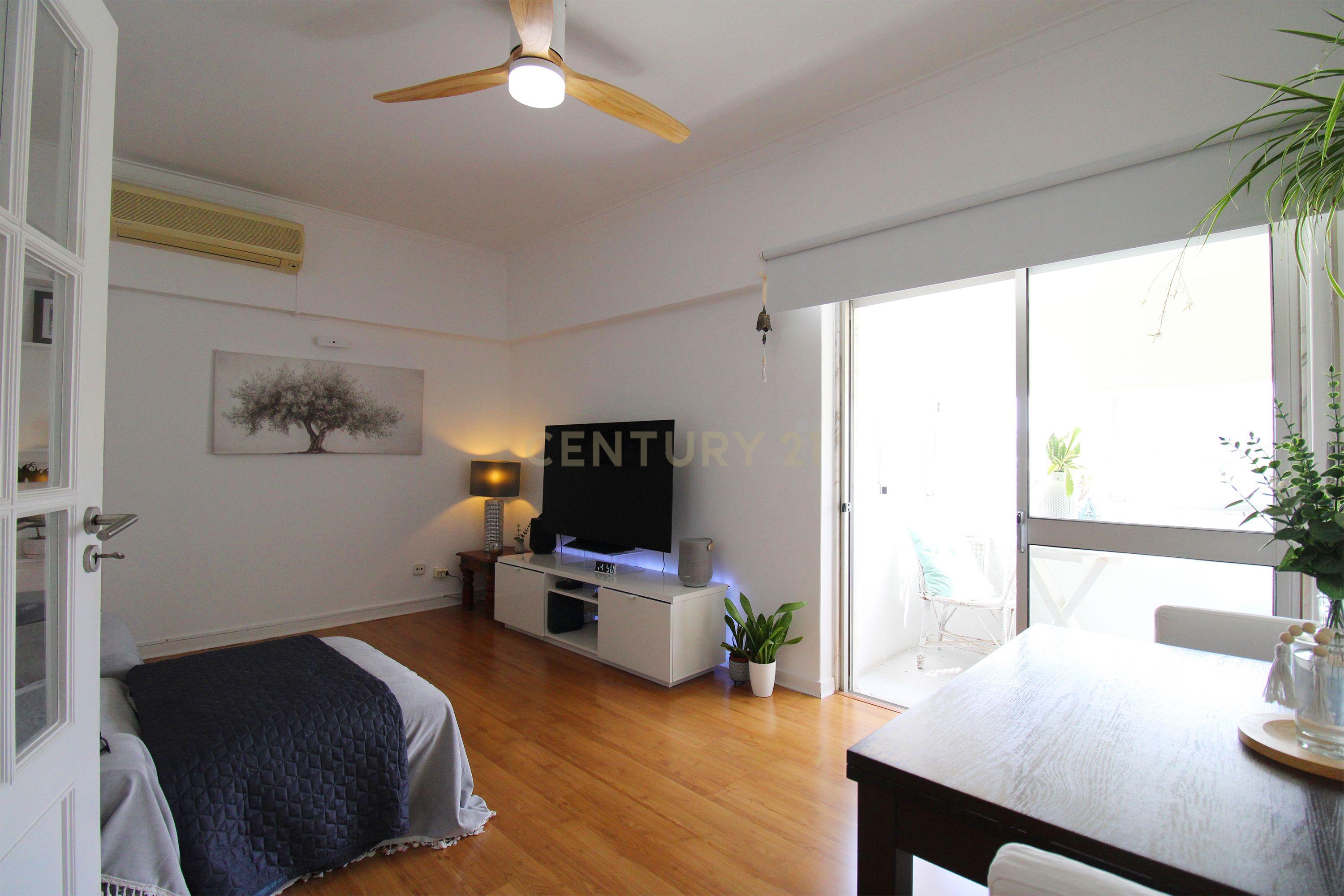 Fotografia 7 de Apartamento T2  na Amora , Seixal