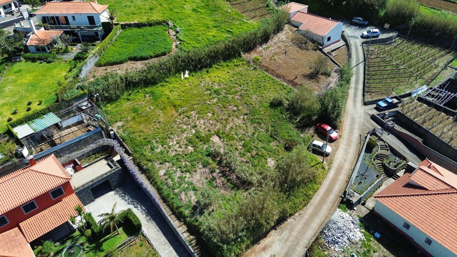 Fotografia 12 de Terreno Rústico com 1.050 m² na Fajã da Ovelha, Calheta – Madeira