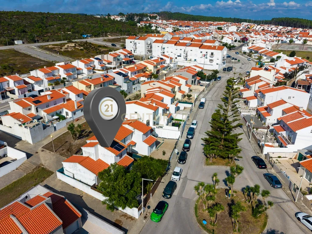 🏡 Moradia na Nazaré com enorme potencial de valorização - Image 2