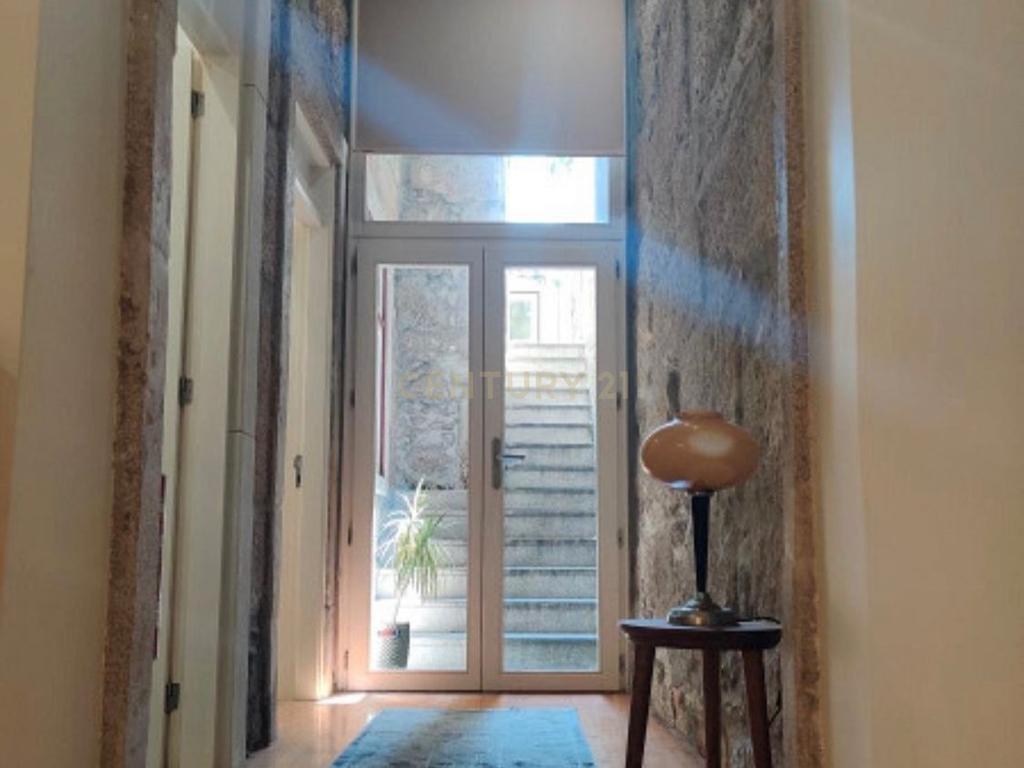 Apartamento T2+1 para Venda na Rua do Bonfim, Porto - Image 5