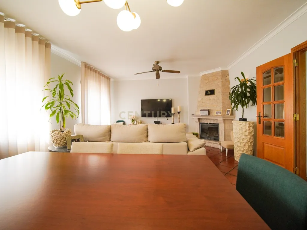 APARTAMENTO T3 | 127M² | ESTACIONAMENTO | TOMAR - Image 5