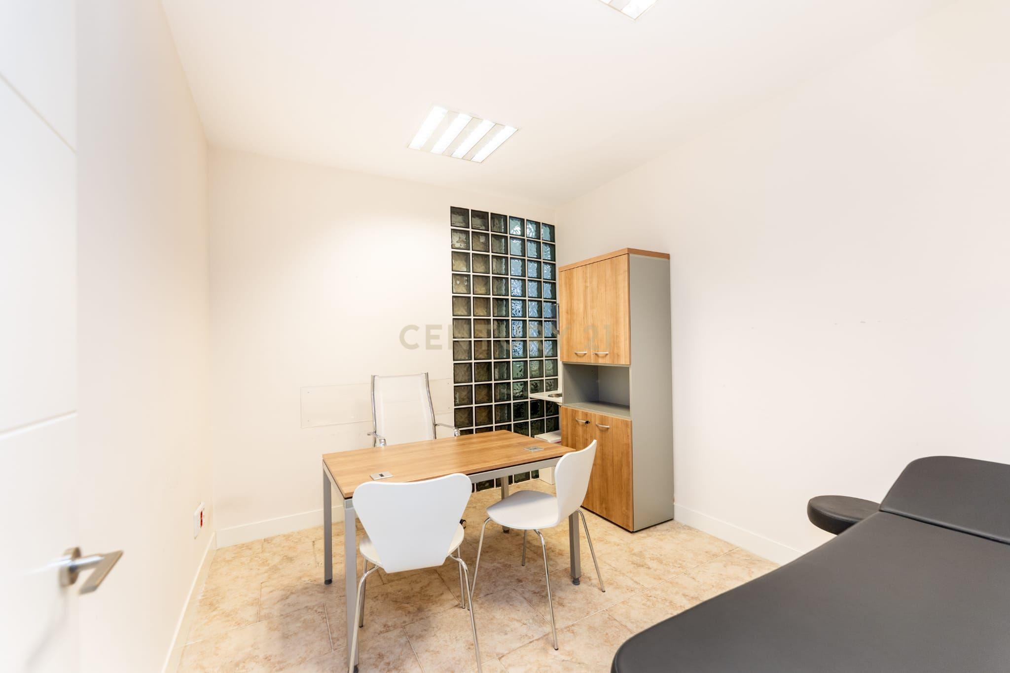 Loja Comercial Luxuosa em Madrid - 306m² com Excelente Localização - Image 45